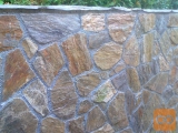 Kamen škriljavec za oblaganje in zidanje škarp UGODNO