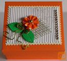 DARILNA ŠKATLICA 03 (11x10x6cm) ročno delo